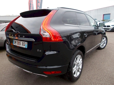 VOLVO XC 60 D4 181 CV SUMMUM GEARTRONIC 8 ********  AVEC SEULEMENT 83163  KMS !!! **********
